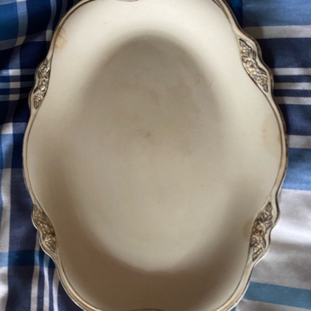 Homer Laughlin 11” oval serving platter in Virginia Rose Silver Rose M 33 N6.